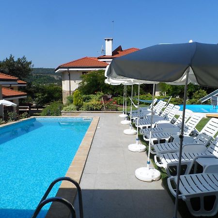 Hotel Black Stork Nisovo Esterno foto