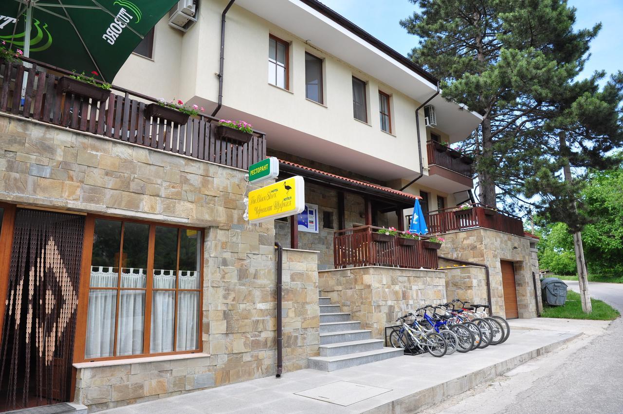 Hotel Black Stork Nisovo Esterno foto
